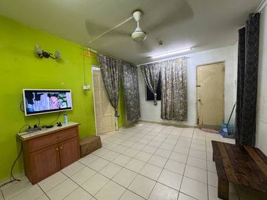 Flat For Sale in Kelumpuk Dahlia