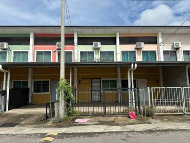 Terraced House For Sale in Papar,SBH