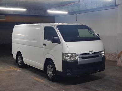 Toyota Hiace in Puchong, SGR