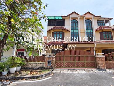 Semi-Detached House For Auction in Batu Ferringhi,PNG