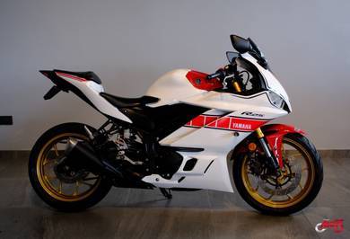 Yamaha R25