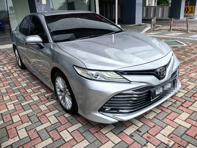 2019 Toyota Camry V