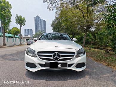 Mercedes Benz C200 200 EXCLUSIVE (CBU) in Bangi, SGR
