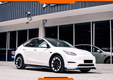 Tesla Model Y LONG RANGE in Others, SGR