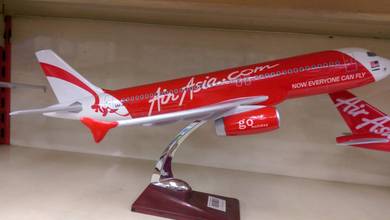 Model Kapal Terbang AirAsia 47cm Hiasan