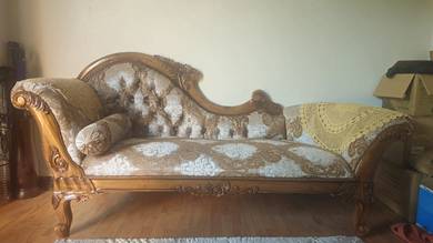 Vintage Classic Cleopatra Sofa (3-Seater)