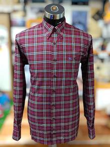 kemeja burberry cantik