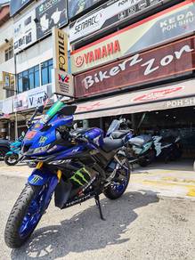 Yamaha R15