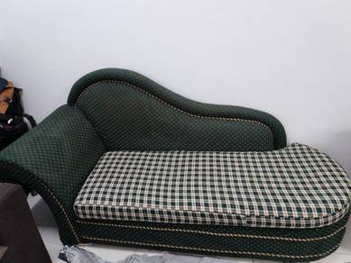 2 sitter sofa 