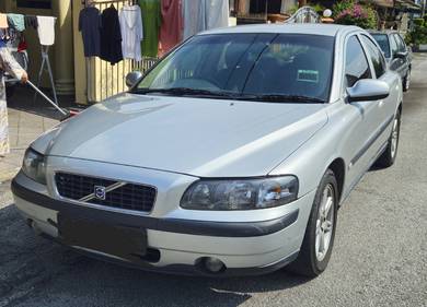 Volvo S60 T in Ampang Hilir, KUL