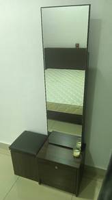 meja makeup 