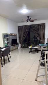 Apartment For Sale in D'Summit Residences