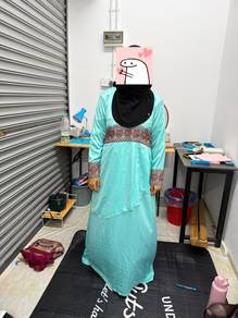 Jubah fesyen jahitan kemas dgn manik berkualiti