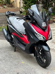 Honda Forza 250