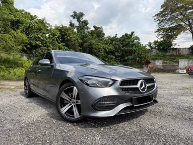 Mercedes Benz C200 200 AVANTGARDE in Puchong, KUL