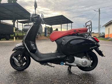 Vespa Primavera 150