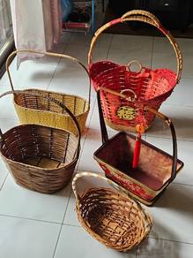 bakul bunga rotan 5 biji