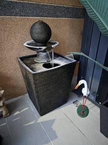 Garden fountain 