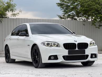 2016 BMW 520i 20i (CBU)