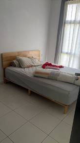 solid wood bedframe and dreamland mattress 