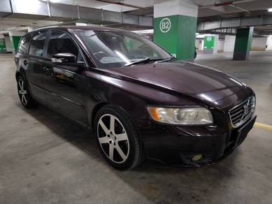 Volvo V50 T5 in Subang Jaya, SGR