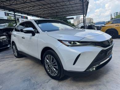 Toyota Harrier LUXURY in Cheras, KUL