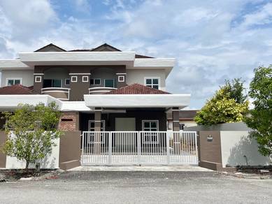 Semi-Detached House For Sale in Bidor,PRK