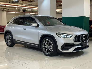 Mercedes Benz GLA45 45 S 4MATIC in Kota Damansara, SGR