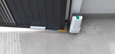 Green Machine Auto gate Dcmoto