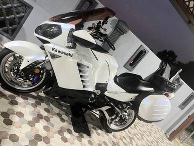 Yamaha YZF-R1