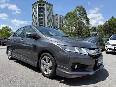 Honda City V in Seri Kembangan, SGR