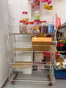 4-Tier Metal Wire Rack/Display Shelf with Wheels