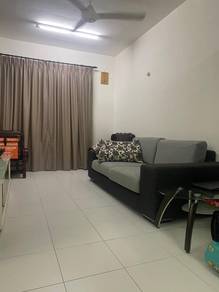 Condominium For Rent in Pinang Laguna