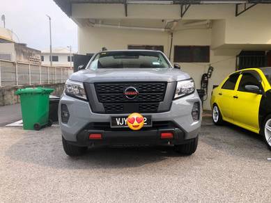 Nissan Navara PRO-4X in Damansara Perdana, SGR