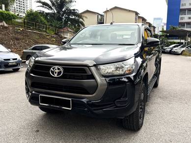 Toyota Hilux E in Bangsar, KUL