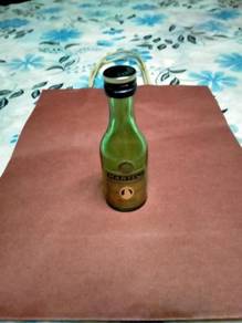 Antique miniature bottles 🍾🍾