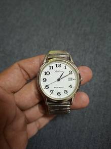 jam Q&Q by citizen like new