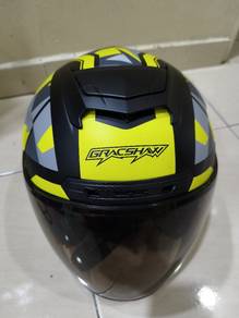 helmet gracshaw to let go