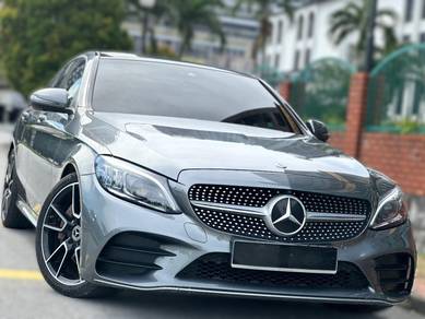 Mercedes Benz C300 300 AMG LINE in Serdang, KUL