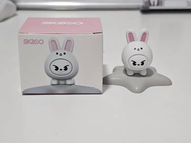 Stray kids official merch leebit figure