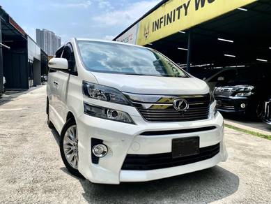 Toyota Vellfire Z G-EDITION in Salak Selatan, KUL