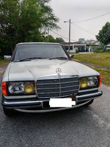 Mercedes Benz 230 in Semenyih, SGR