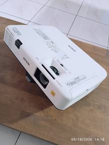 Epson LCD Projector (Model: H473A), PowerLite 1960