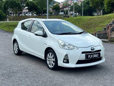 Toyota Prius c (HYBRID) in Batu Pahat, JHR