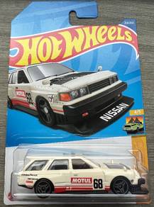 Hotwheels Nissan Maxima Drift Wagon White