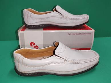 ITEM BARU_Casual Shoes RED IN White Color size 8us