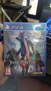 Devil May Cry 5 - ps4 (Still working)