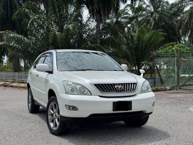 Toyota Harrier 240G L PACKAGE ALCANTARA PRIME VERSION in Nibong Tebal, PNG
