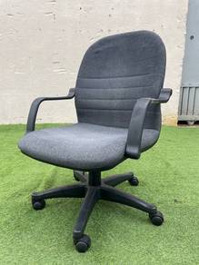 YE81Y Kerusi Beroda Ofis Medium Back Office Chair