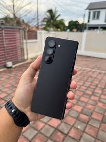 Samsung Z Fold 5